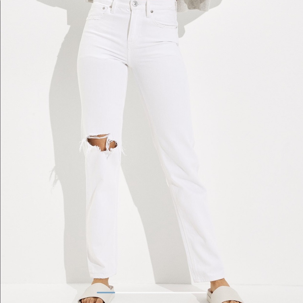 NWT American Eagle 90’s Straight Jean White